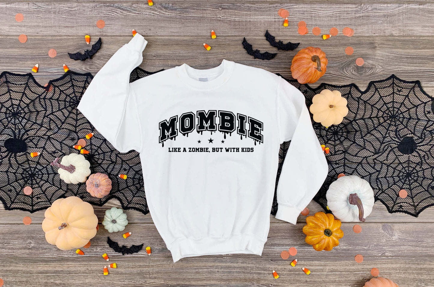 Halloween - Mombie - TShirt or Crewneck Sweatshirt