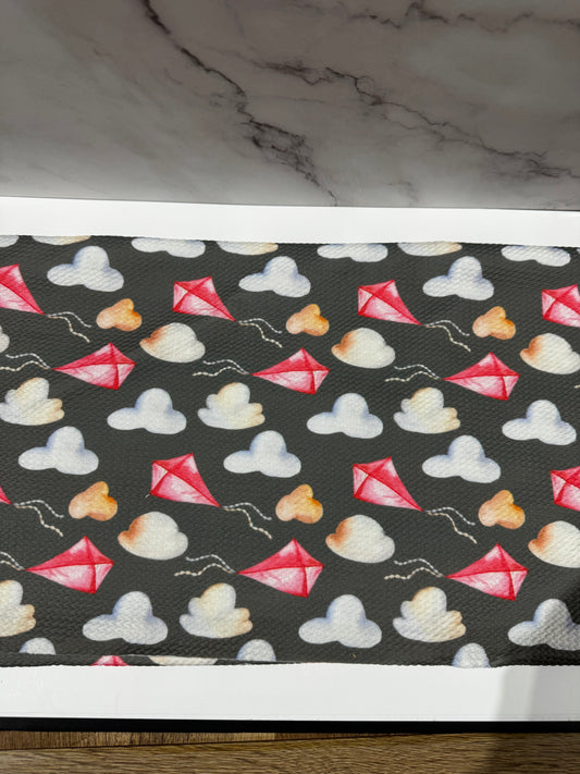Kites & Clouds - Scrunchie/Headband